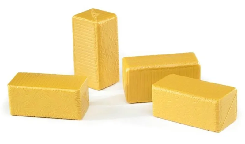 4 square bales of hay – 02342 · 1:16 by Bruder – product photo