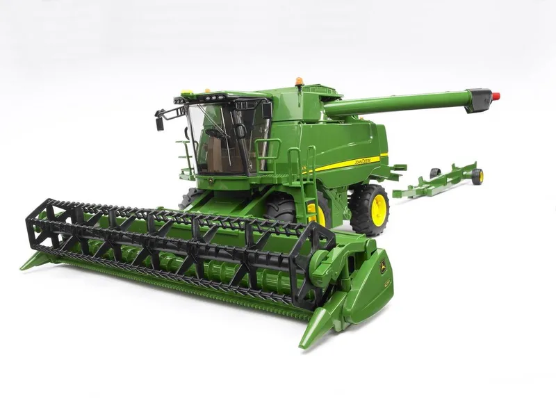 John Deere Combine harvester T670i – 02132 · 1:16 by Bruder – product photo