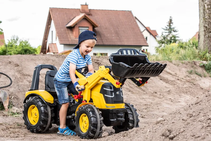 rollyX-Trac Premium CAT – 651115 van Rolly Toys – sfeerfoto 2 van 3