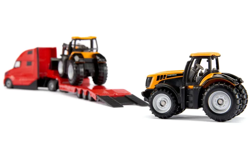 Volvo Lkw mit JCB® Traktoren – 1785 von Siku – Produktfoto 3 von 4