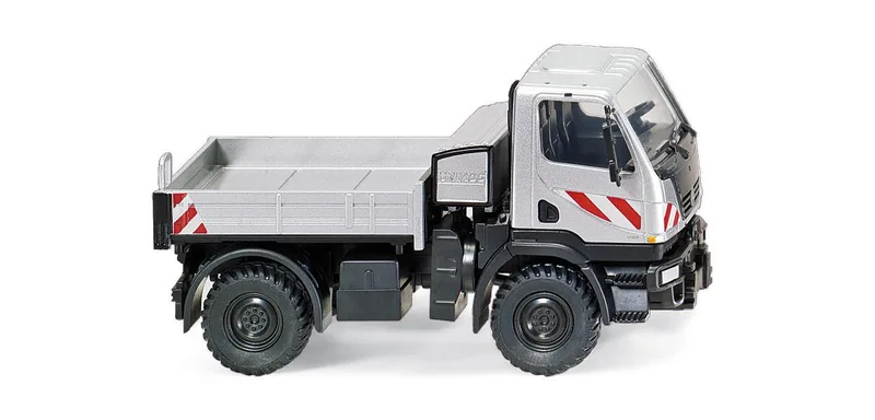 Unimog U 20 - weißaluminium – 036901 · 1:87 by Wiking – product photo