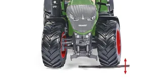 Fendt 1046 Vario chrom – 077856 · 1:32 by Wiking – product photo 3 of 4