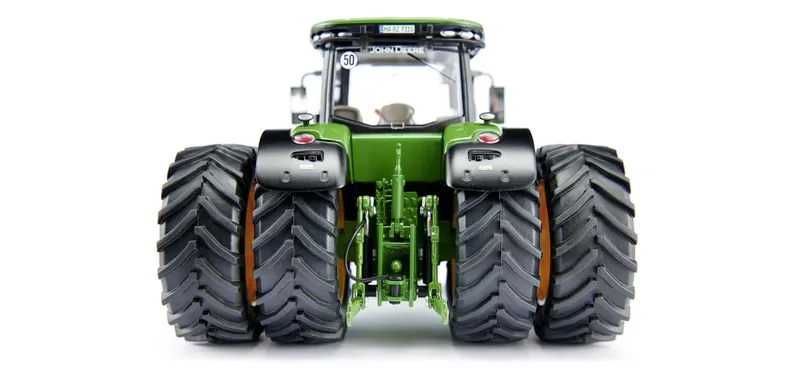 John Deere 7310R avec roues jumelées – 077846 · 1:32 de Wiking – photo du produit 2 sur 4