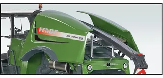 Fendt Katana 85 forage harvester – 077813 · 1:32 by Wiking – interior photo 2 of 4
