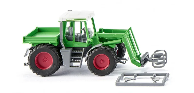 Fendt Xylon mit Ballengreifer – 038003 · 1:87 von Wiking – Produktfoto