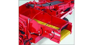Grimme Bunkerroder SE 260 – 077816 · 1:32 by Wiking – interior photo 2 of 4