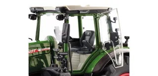 Fendt 832 Vario – 077873 · 1:32 by Wiking – interior photo 4 of 4