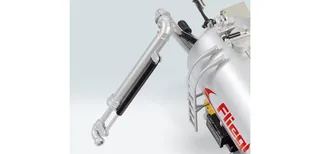 Fliegl VFW 18.000 Profiline / Güllegrubber GUG 6m – 077338 · 1:32 van Wiking – sfeerfoto 4 van 4