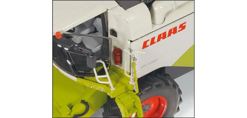 Claas Tucano 570 combine harvester with maize header Conspeed 8-75 – 077818 · 1:32 by Wiking – interior photo 3 of 4