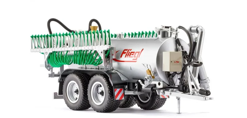 Fliegl VFW 18.000 Profiline / Schlitzgerät Universal 15 m – 077337 · 1:32 by Wiking – product photo