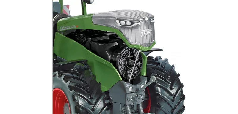 Fendt 1046 Vario chrom – 077856 · 1:32 by Wiking – interior photo 2 of 4