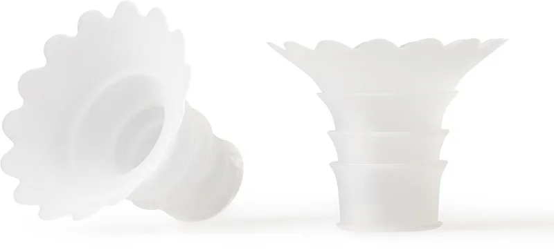 Wave Kolf Insert - Maat 19 mm - set van 2 inzetstukken te gebruiken met Elvie Wave borstkolf by Elvie in Transparant – product photo