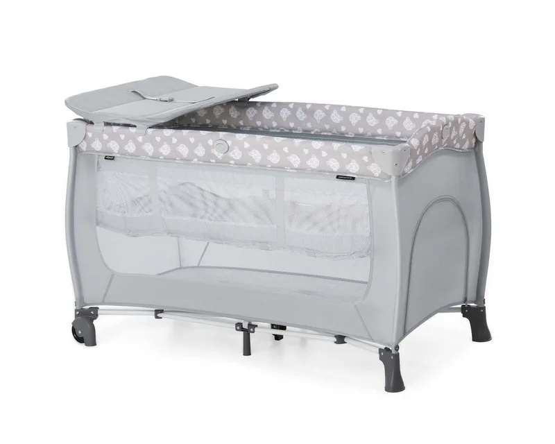 Baby-Reisebett Sleep'n Play Center - Teddy Grey, mit Wickelauflage, höhenverstellbar, Rollen & seitlichem Einstieg van Hauck in Grau – productfoto