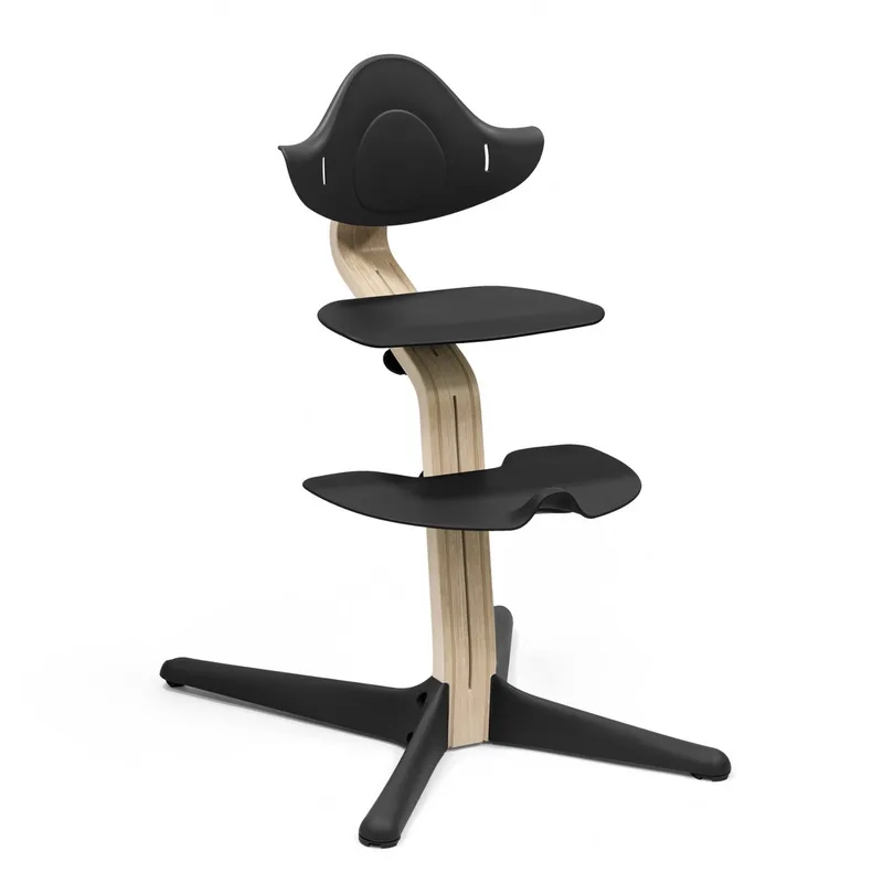 Nomi® Kinderstoel - Beech Natural van Stokke in Black – productfoto