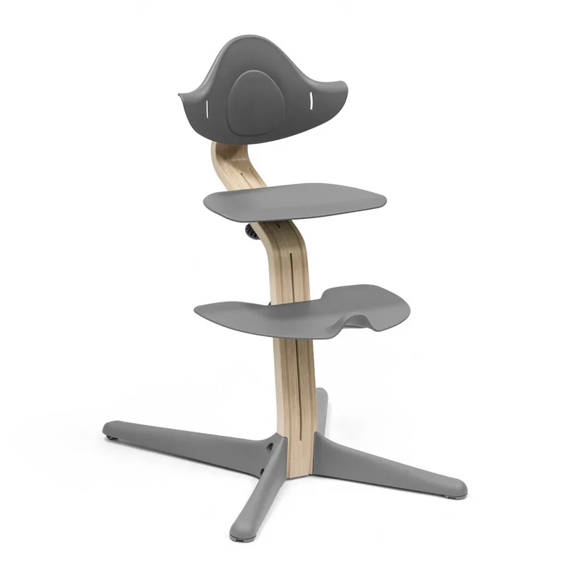 Nomi® Kinderstoel - Beech Natural van Stokke in Grey – productfoto