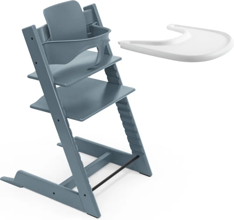 Tripp Trapp-kinderstoel (Fjordblauw), Stokke-dienblad (wit) - Incl. Tripp Trapp-stoel, babyset 2 voor kinderen van 6-36 maanden en Stokke-dienblad - Verstelbaar, ergonomisch en gemakkelijk schoon te maken de Stokke en Fjord Blue – photo produit