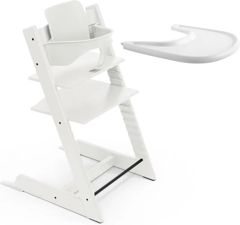 Tripp Trapp-kinderstoel (wit), Stokke-dienblad (wit) - Incl. Tripp Trapp-stoel, babyset 2 voor kinderen van 6-36 maanden en Stokke-dienblad - Verstelbaar, ergonomisch en gemakkelijk schoon te maken van Stokke in White – productfoto