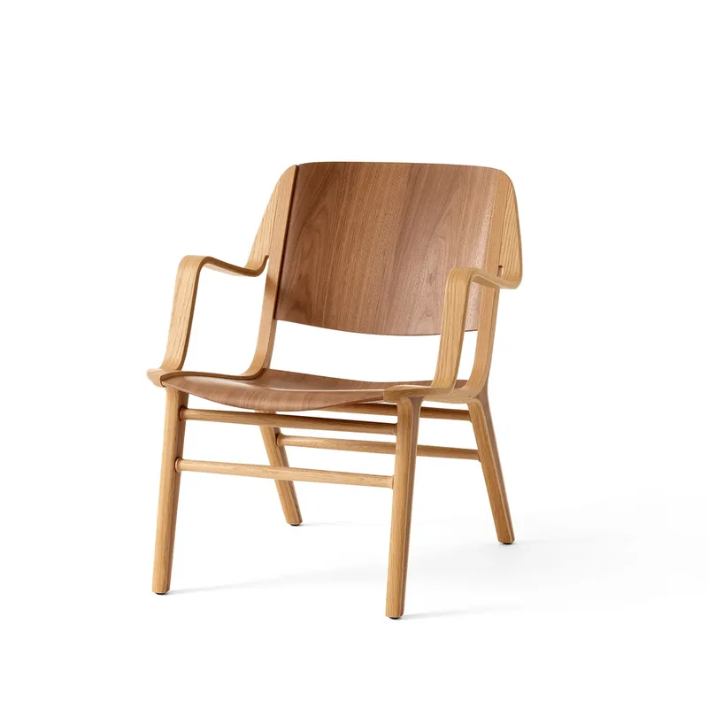 AX HM11 Lounge Chair mit Armlehne Walnut-oak by &Tradition – product photo