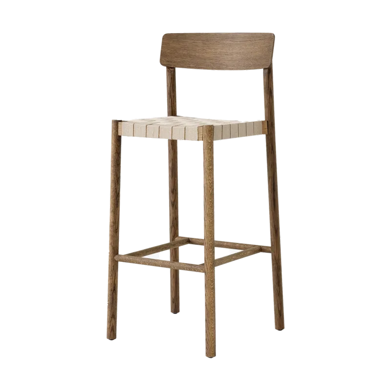 Betty TK15 Bar Chair Barstuhl 75 cm Geräucherte eiche-naturfarbenes leinen de &Tradition – photo du produit