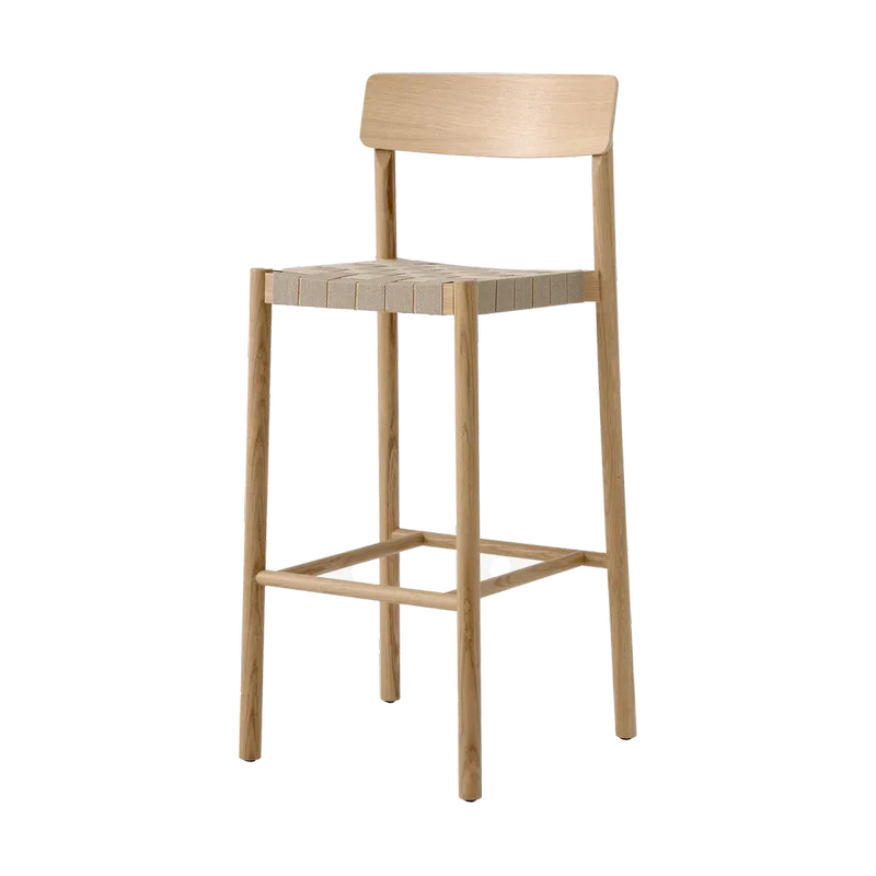 Betty TK15 Bar Chair Barstuhl 75 cm Lackierte eiche-naturfarbenes leinen de &Tradition – photo du produit