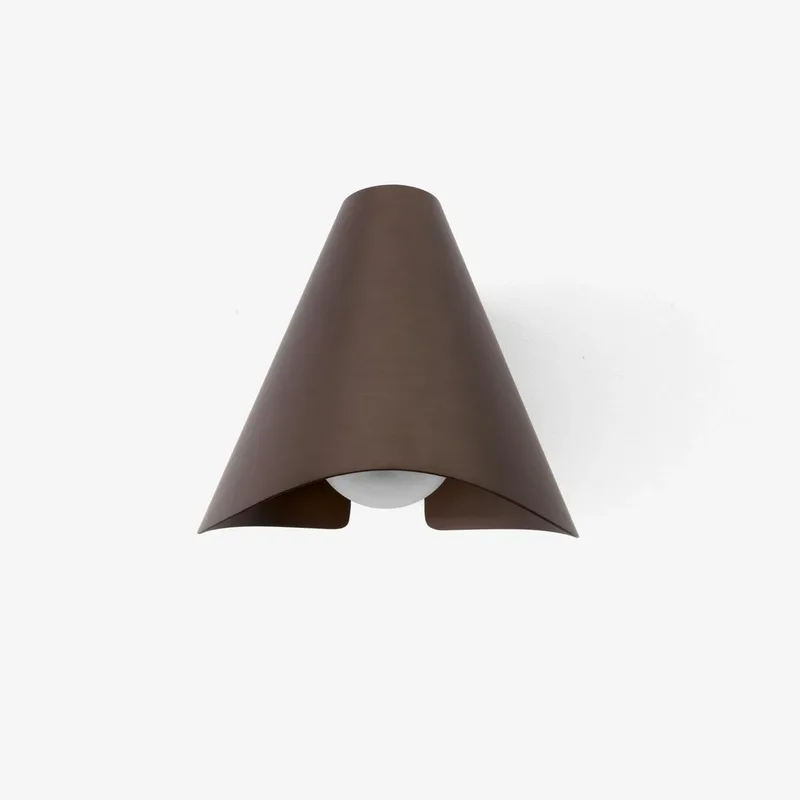 Bonnet SC103 wandlamp Brons/Zwart - &Tradition - Woonkamer - Modern - Aluminium - 1 lamp von &Tradition – Produktfoto