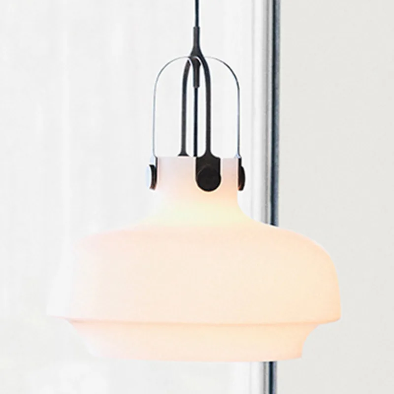 Copenhagen SC6 hanglamp opaal/bronskleurig messing - &Tradition - Woonkamer - Designer - Glas - 1 lamp von &Tradition – Produktfoto