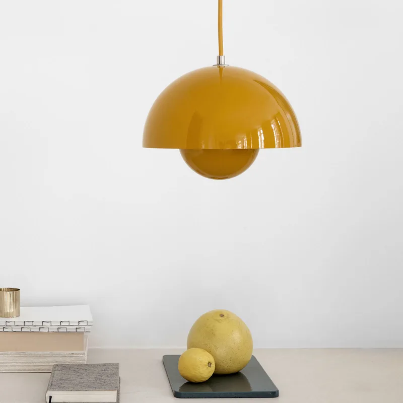 Flowerpot VP1 hanglamp mosterdgeel - &Tradition - Woonkamer - Designer - Metaal - 1 lamp von &Tradition – Produktfoto