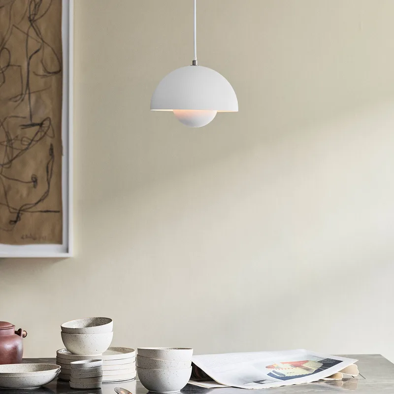 Flowerpot VP1 hanglamp wit - &Tradition - Woonkamer - Designer - Metaal - 1 lamp by &Tradition – product photo