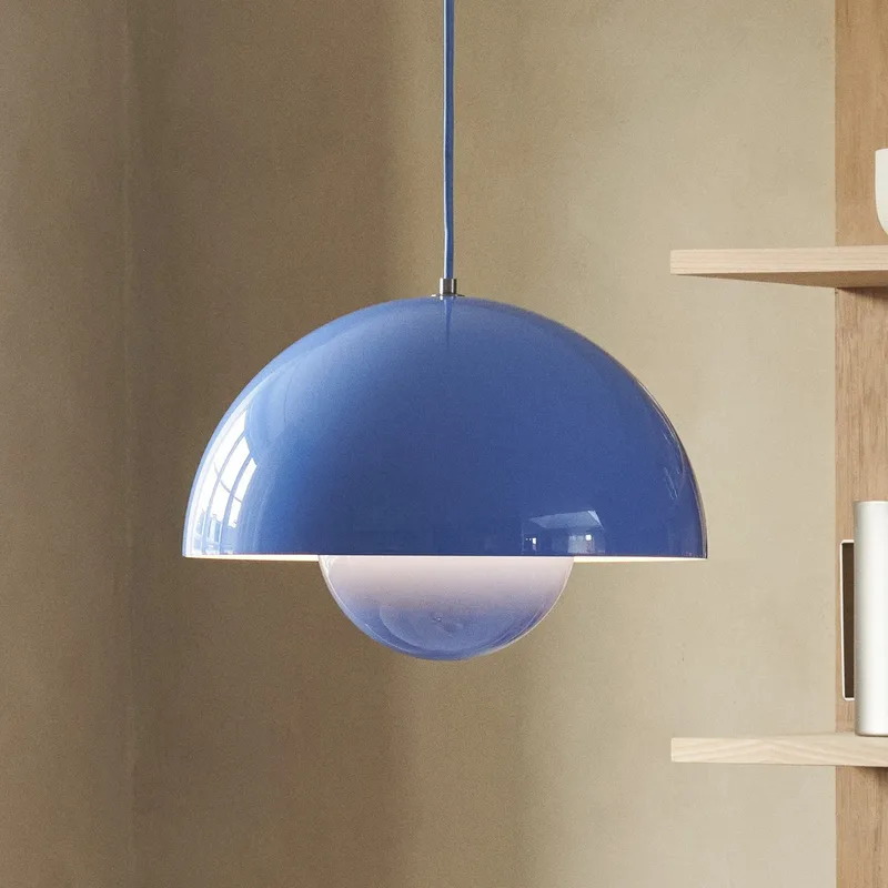 Flowerpot VP7 hanglamp lichtblauw - &Tradition - Woonkamer - Designer - Metaal - 1 lamp van &Tradition – productfoto