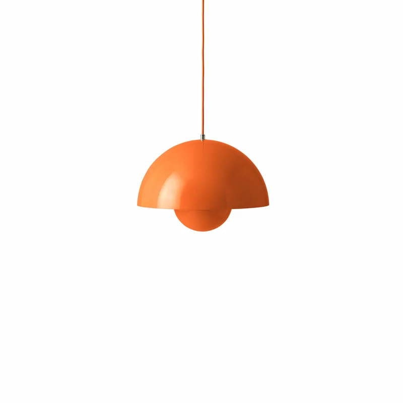 Flowerpot VP7 hanglamp, Ø 37 cm, oranje - &TRADITION - Woonkamer - Designer - Metaal - Met lampenkap von &Tradition – Produktfoto