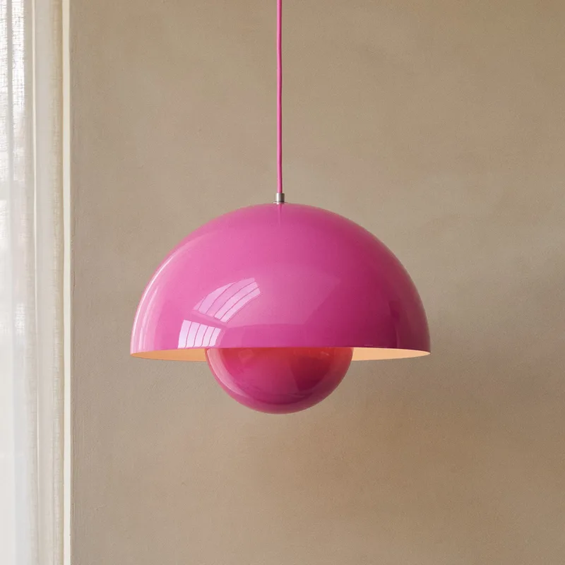 Flowerpot VP7 hanglamp Tangy Pink - &Tradition - Woonkamer - Designer - Metaal - 1 lamp de &Tradition – photo du produit