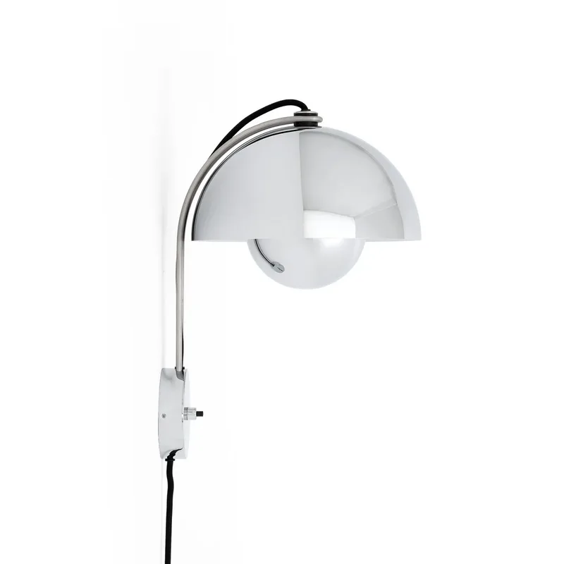 Flowerpot VP8 wandlamp, stekker, verchroomd - &TRADITION - Woonkamer - Designer - Metaal - 1 lamp de &Tradition – photo du produit