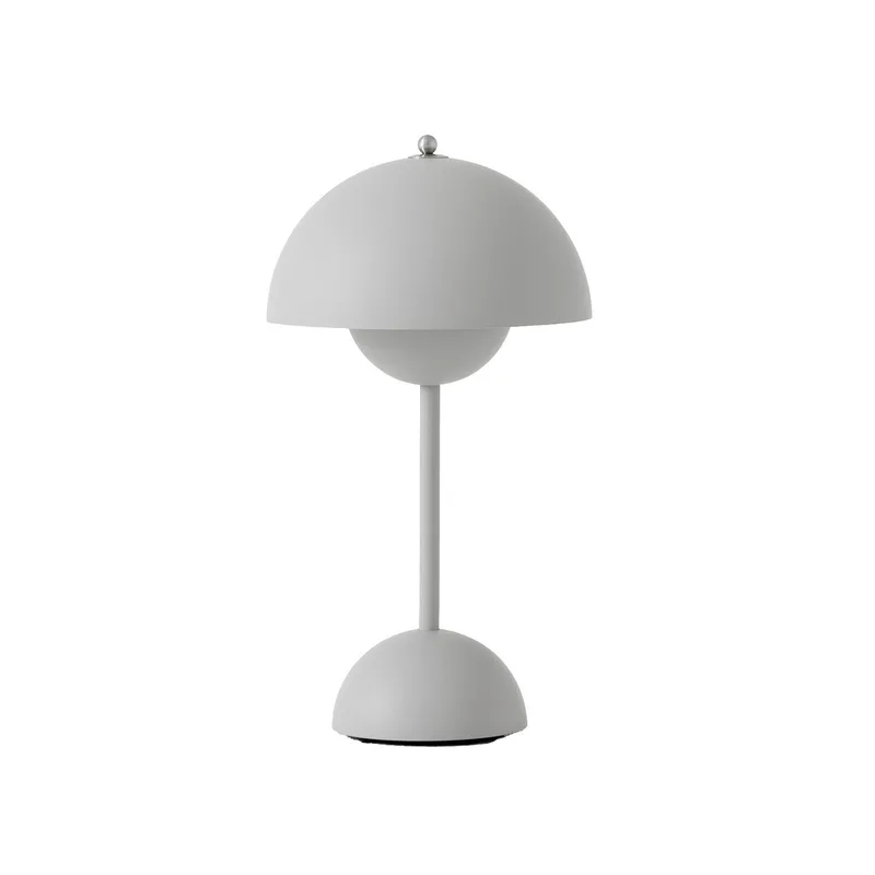 Flowerpot VP9 LED-batterij-tafellamp lichtgrijs mat - &TRADITION - Woonkamer - Designer - Kunststof - Met lampenkap de &Tradition – photo du produit