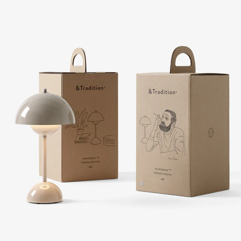 Flowerpot VP9 LED tafellamp, grijs-beige - &TRADITION - Woonkamer - Designer - Kunststof - Met lampenkap by &Tradition – product photo
