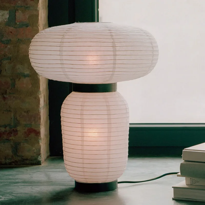 Formakami JH18 tafellamp ivoor/zwart - &Tradition - Woonkamer - Designer - Papier / Karton - Met lampenkap von &Tradition – Produktfoto