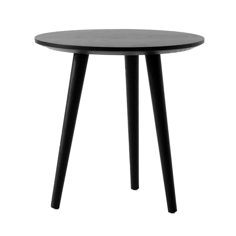 In Between Couchtisch SK13 Ø48cm Black lacquered oak von &Tradition – Produktfoto