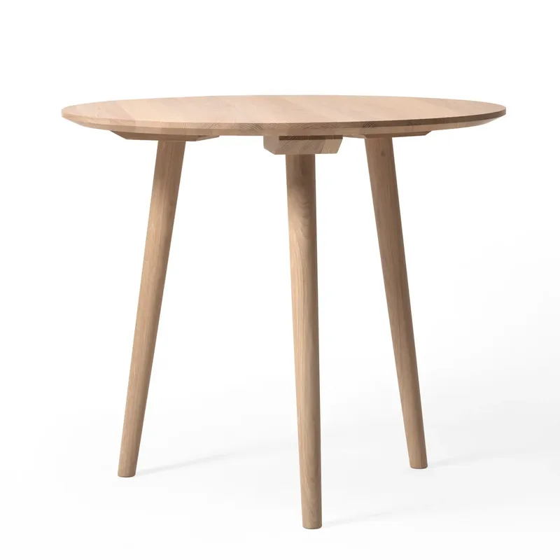 In Between Tisch SK3 Eiche hell geölt by &Tradition – product photo