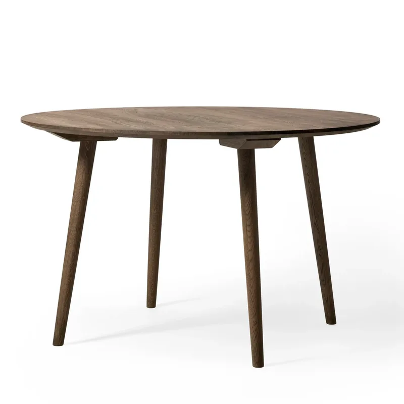 In Between Tisch SK4 Eiche rauch geölt by &Tradition – product photo