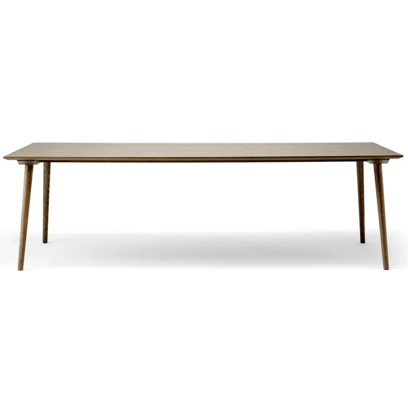 In Between Tisch SK6 Räuchereiche lackiert by &Tradition – product photo