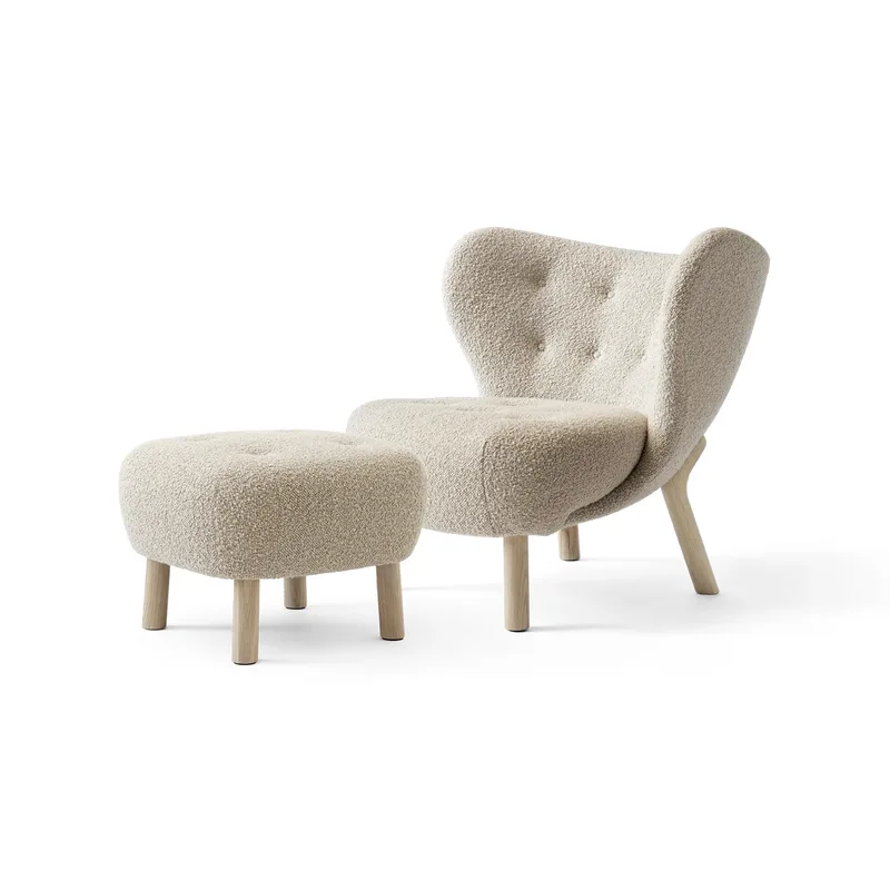 Little Petra VB1 Fauteuil inkl. Fußhocker ATD1 Eiche weiß geölt-Karakorum von &Tradition – Produktfoto