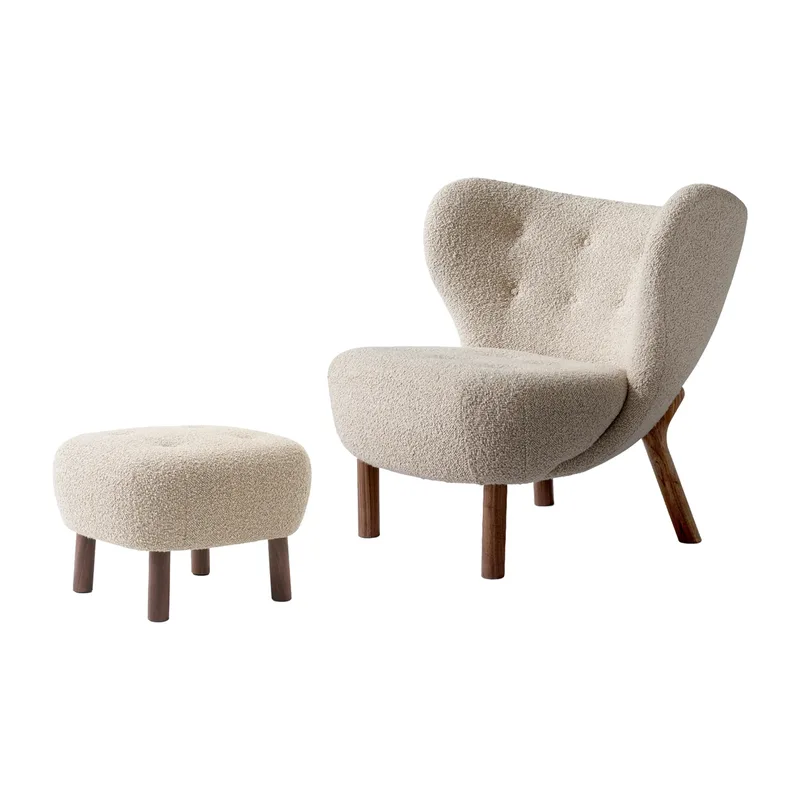 Little Petra VB1 Fauteuil inkl. Fußhocker ATD1 Walnussholz geölt-Karakorum 003 by &Tradition – product photo