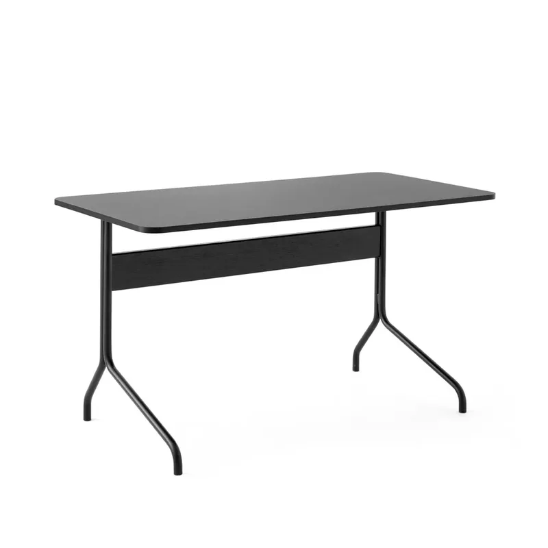 Pavilion AV16 Schreibtisch Black linoleum, Eiche schwarz lackiert, Beine schwarz von &Tradition – Produktfoto