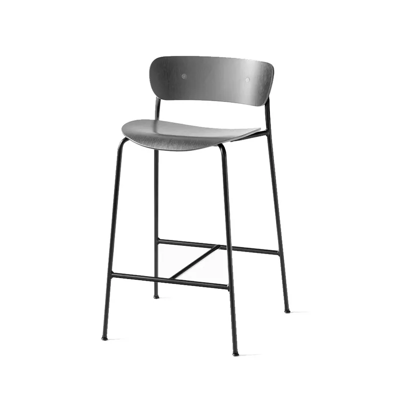 Pavilion AV7 Barstuhl Eiche schwarz lack, Stahlgestell från &Tradition – produktbild