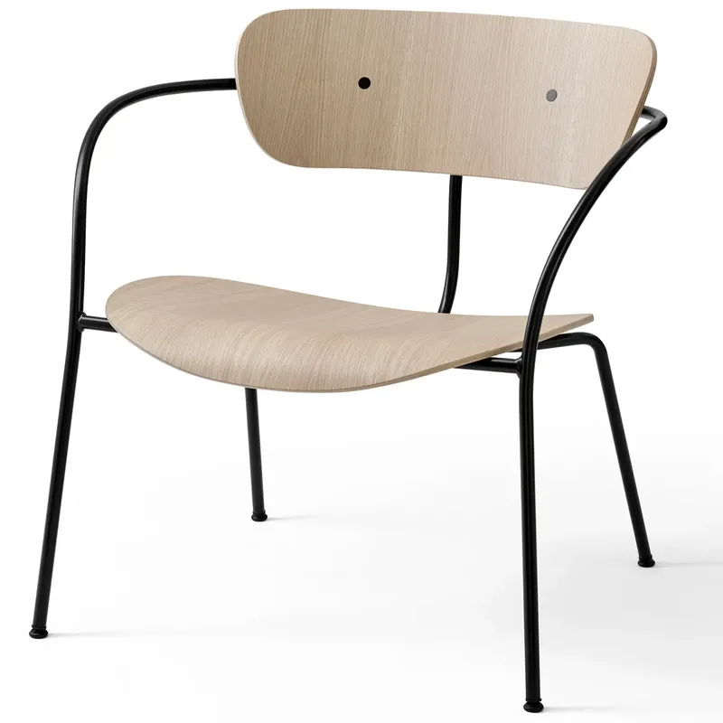 Pavilion Stuhl AV5 Eiche lackiert by &Tradition – product photo