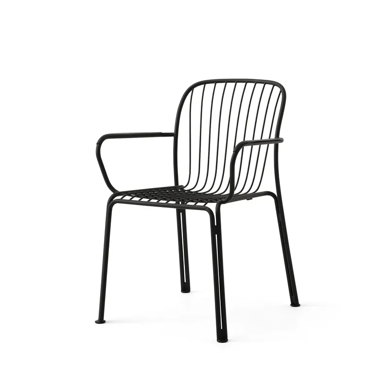 Thorvald SC95 Stuhl Warm black von &Tradition – Produktfoto