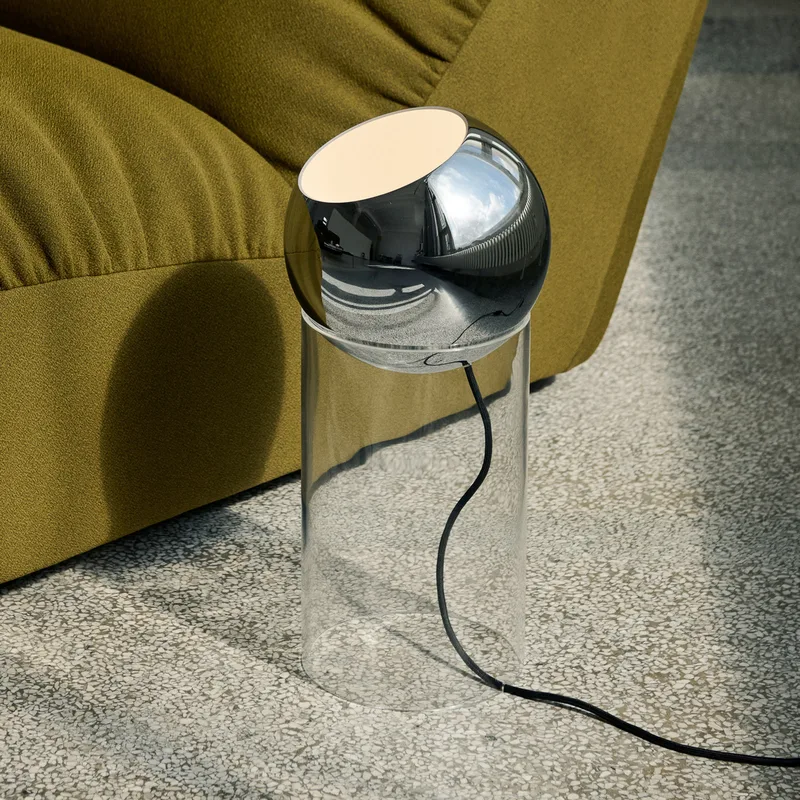 Topan VP14 vloerlamp chroomkleurig E27 - &Tradition - Woonkamer - Designer - Aluminium - 1 lamp von &Tradition – Produktfoto