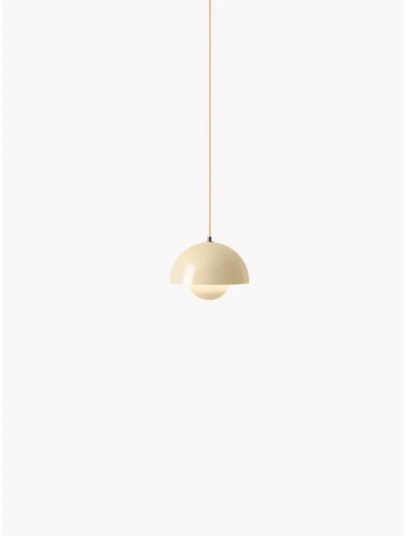 Verner Panton Flowerpot VP1 hanglamp ivory by &Tradition in Beige – product photo