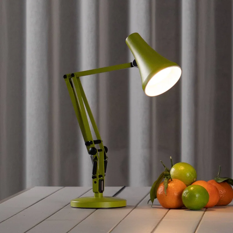LED tafellamp 90 MINI MINI VIVID, groen, USB van Anglepoise in Avocadogroen – productfoto