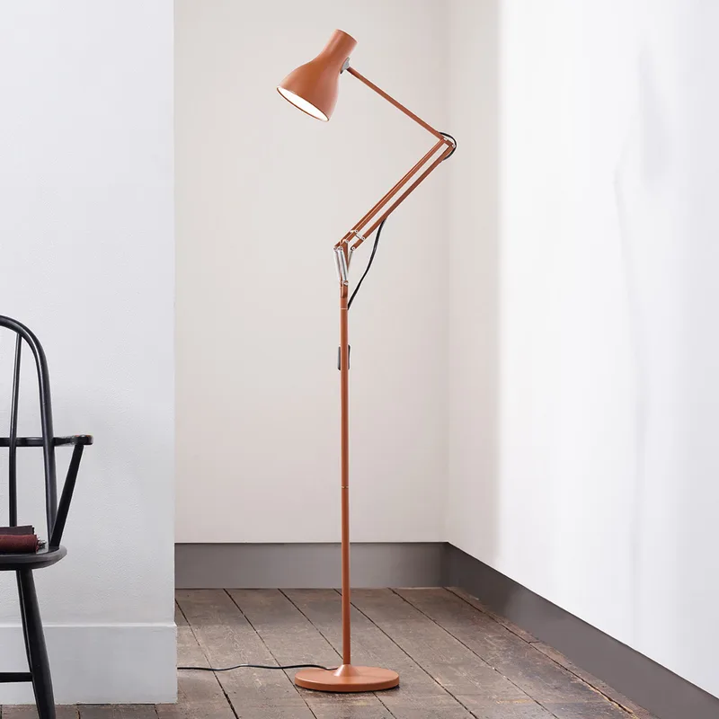 Type 75 Margaret Howell Vloerlamp Sienna - Anglepoise - Werkkamer / Kantoor - Industrieel - Metaal - 1 lamp by Anglepoise – product photo