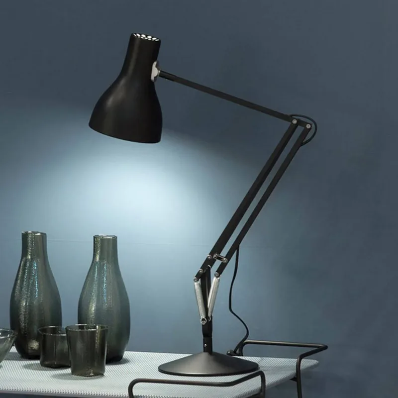 type 75 tafellamp fluweelzwart by Anglepoise in Matzwart – product photo